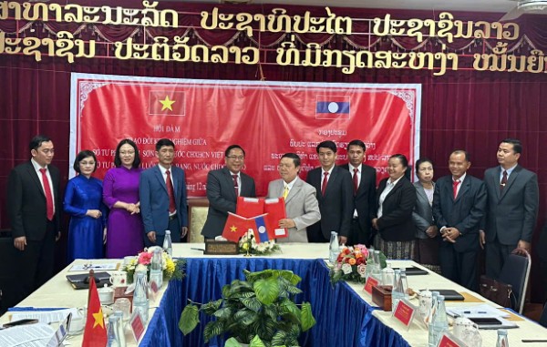 Sở Tư pháp tỉnh Sơn La thăm và làm việc tại tỉnh Luông Pha Bang